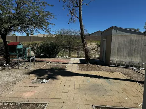 Exterior - 9890 E Celeste Dr, Tucson, AZ 85730 photo 2 of 2
