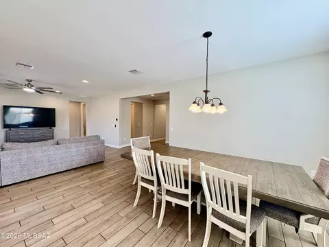 Dining - 9709 E Holbert Trl, Tucson, AZ 85747 photo 4 of 4