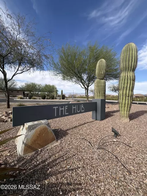 View/Area - 9709 E Holbert Trl, Tucson, AZ 85747 photo 2 of 4