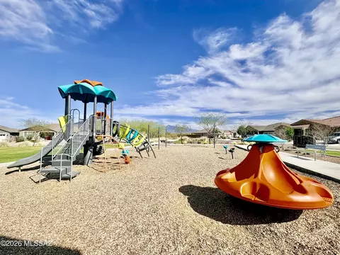 View/Area - 9709 E Holbert Trl, Tucson, AZ 85747 photo 1 of 4