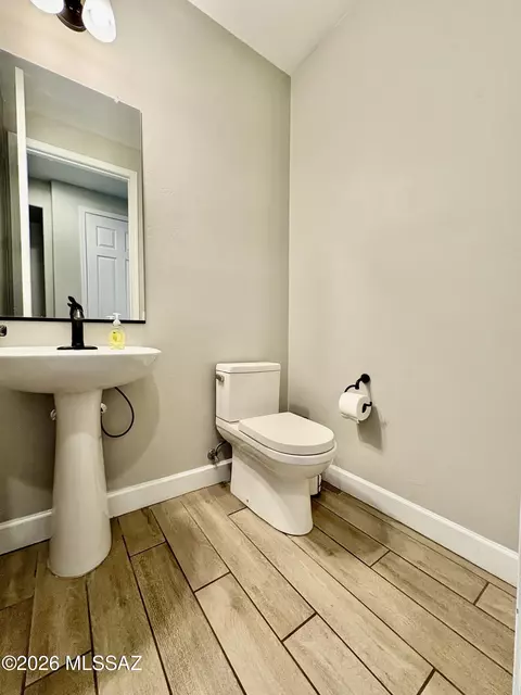Bath - 9709 E Holbert Trl, Tucson, AZ 85747 photo 5 of 5