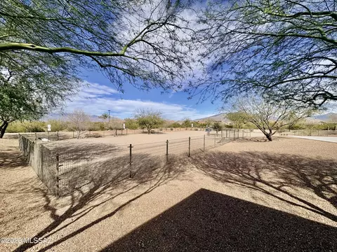 Exterior - 9709 E Holbert Trl, Tucson, AZ 85747 photo 9 of 10