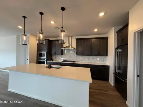 11939 N Shore Cliff Dr, Oro Valley, AZ 85737