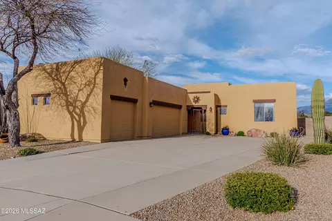 13913 E Fiery Dawn Dr, Vail, AZ 85641