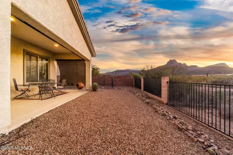 8495 N Shadow Wash Way, Tucson, AZ 85743