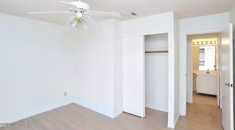 5241 W Eaglestone Loop, Tucson, AZ 85742 photo 20