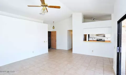 5241 W Eaglestone Loop, Tucson, AZ 85742 photo 8