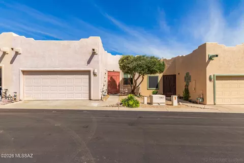 468 W Windham Blvd, Green Valley, AZ 85614