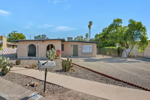 3126 N Presidio Cir, Tucson, AZ 85716