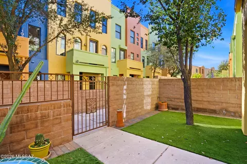 2454 E Blue Diamond Dr, Tucson, AZ 85718