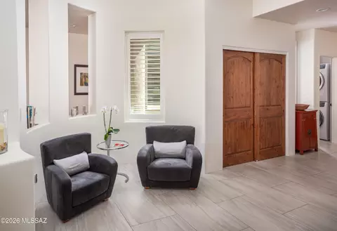 Entry Way - 990 W Par Four Dr, Oro Valley, AZ 85755 photo 1 of 1