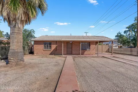 945 E Prince Rd, Tucson, AZ 85719