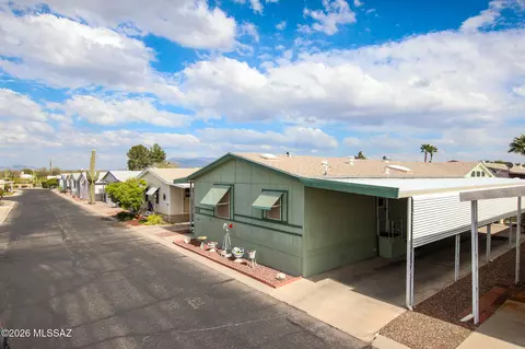 8401 S Kolb Rd #425, Tucson, AZ 85756