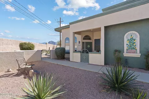 2374 W Via Di Silvio, Tucson, AZ 85741