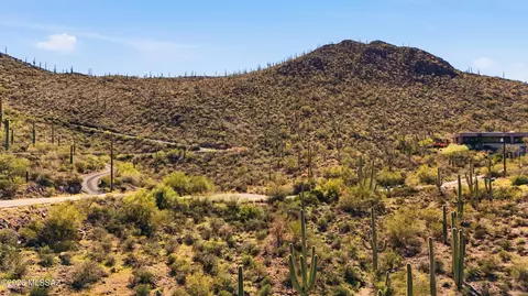 5241 W Crestview Dr, Tucson, AZ 85745