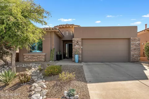 6034 N Campo Abierto, Tucson, AZ 85718