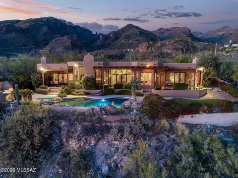 6361 N Canon Del Pajaro, Tucson, AZ 85750