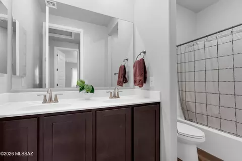 Bath - 10003 N Ruby Range Trl, Marana, AZ 85653 photo 1 of 1