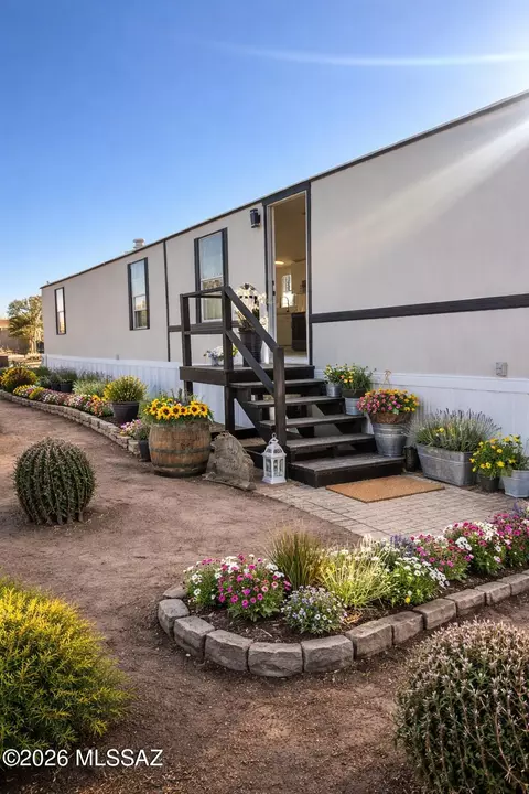 10340 S Brandywine Ln, Tucson, AZ 85736