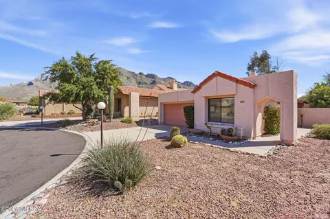 200 E Ridgeland St, Oro Valley, AZ 85737