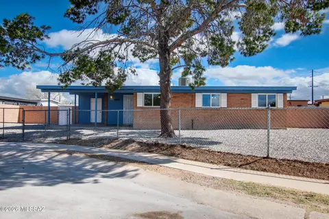 7261 S Teri Pl, Tucson, AZ 85756