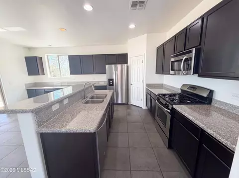 Kitchen - 653 S Desert Haven Rd, Vail, AZ 85641 photo 1 of 3