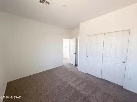 Bedroom - 653 S Desert Haven Rd, Vail, AZ 85641 photo 5 of 8