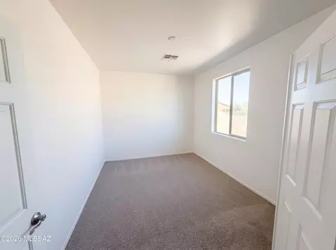 Bedroom - 653 S Desert Haven Rd, Vail, AZ 85641 photo 2 of 8
