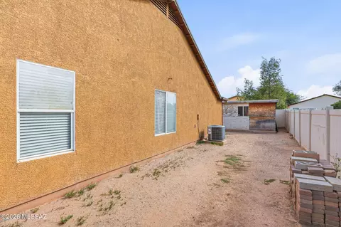 Exterior - 8263 W Anser Loop, Tucson, AZ 85757 photo 3 of 4