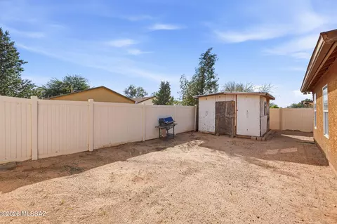 Exterior - 8263 W Anser Loop, Tucson, AZ 85757 photo 2 of 4