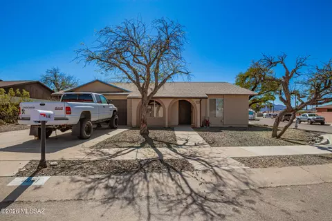 4061 W Delta St, Tucson, AZ 85741