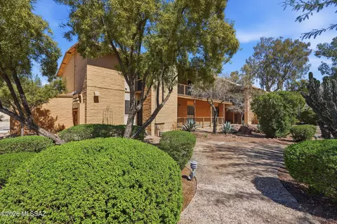 4 W Greenock Dr #4AA, Tucson, AZ 85737