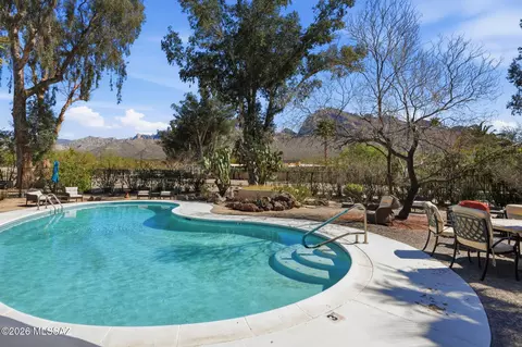 4 W Greenock Dr #4AA, Tucson, AZ 85737