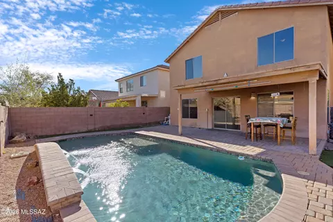 Exterior - 4053 E Agate Knoll Dr, Tucson, AZ 85756 photo 4 of 5
