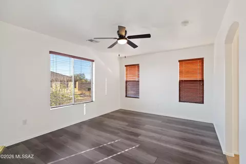 Living - 4053 E Agate Knoll Dr, Tucson, AZ 85756 photo 6 of 6