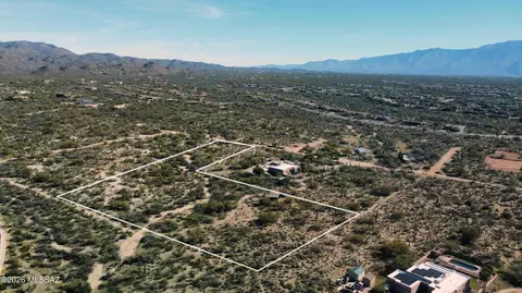 12323 N Klos Dr, Tucson, AZ 85742