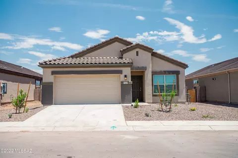 9334 W Creosote Rain Dr, Marana, AZ 85653