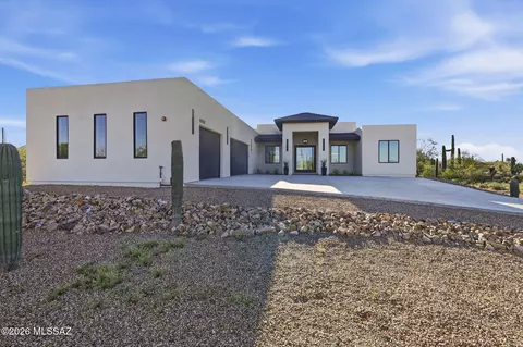 2537 N Lloyd Bush Dr, Tucson, AZ 85745