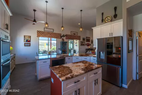 Kitchen - 14350 E Costello Ranch Pl, Vail, AZ 85641 photo 7 of 8