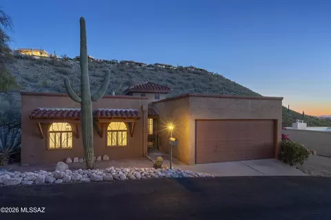 4240 N Summer Set Dr, Tucson, AZ 85750
