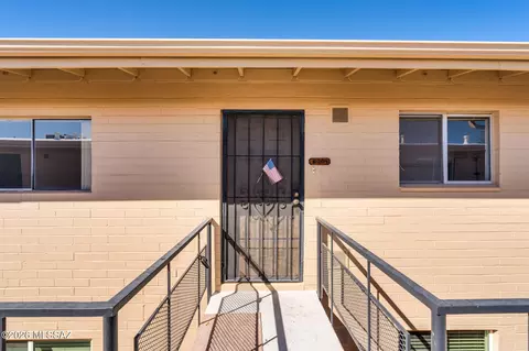 1745 S Jones Blvd #K204, Tucson, AZ 85713