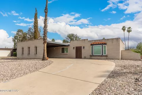 9024 E 30th St, Tucson, AZ 85710