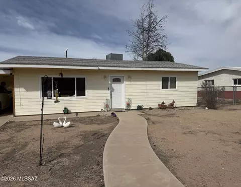 681 E Post Rd, Benson, AZ 85602