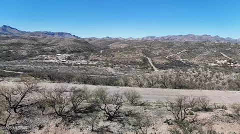 1040 La Vista Ct, Rio Rico, AZ 85648