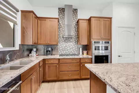 Kitchen - 8080 S Galileo Ln, Tucson, AZ 85747 photo 4 of 7