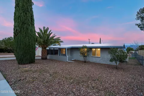 323 S Avenue A, San Manuel, AZ 85631