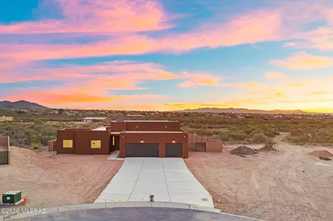 1132 N Range Rider Pl, Vail, AZ 85641