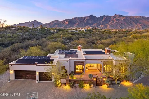 5414 N Placita Gato Montes, Tucson, AZ 85718