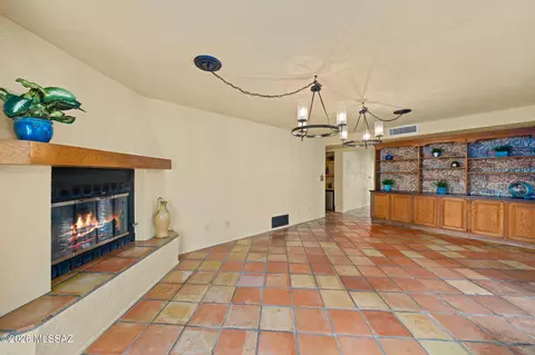 Living - 8802 E Buckboard Rd, Tucson, AZ 85749 photo 6 of 6