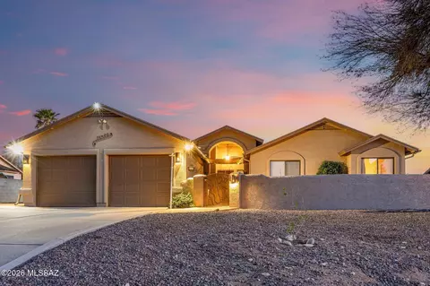 10056 E Domenic Ln, Tucson, AZ 85730